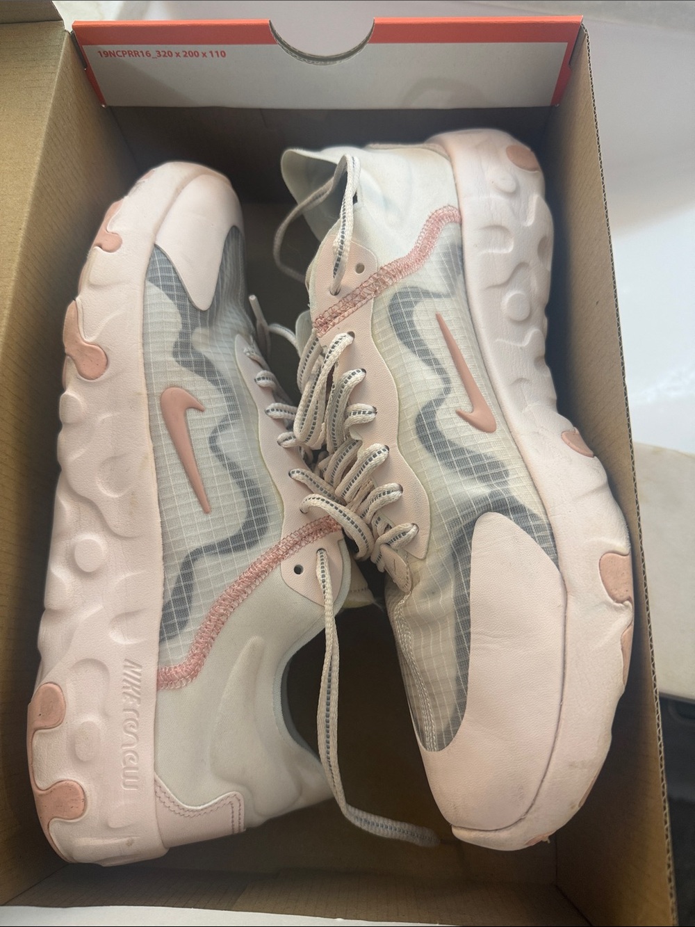 Nike Women's Pink & White Lightweight React-Style Sneakers